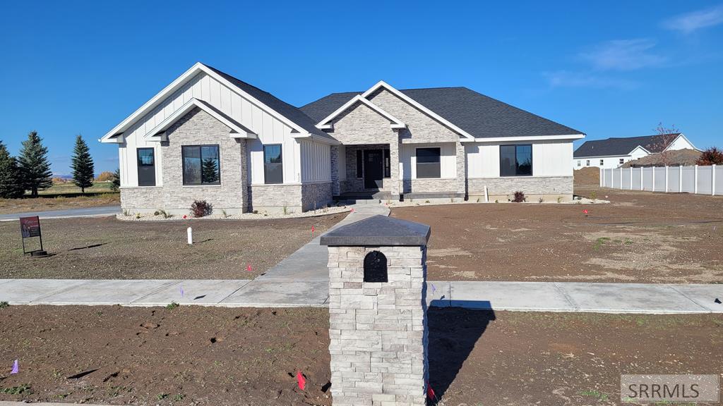 Property 2170159 - Photo 2