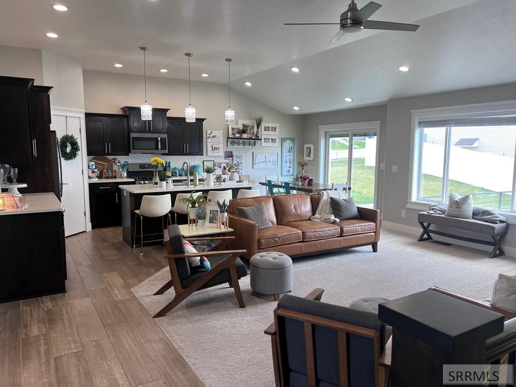 Property 2176228 - Photo 8