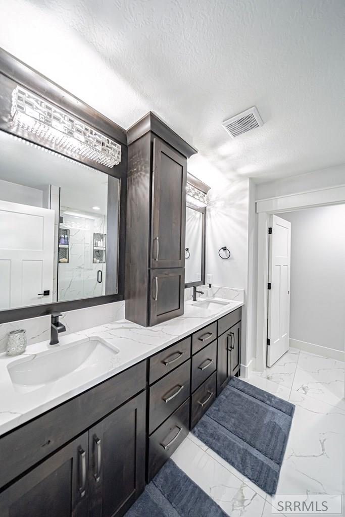 Property 2176270 - Photo 32