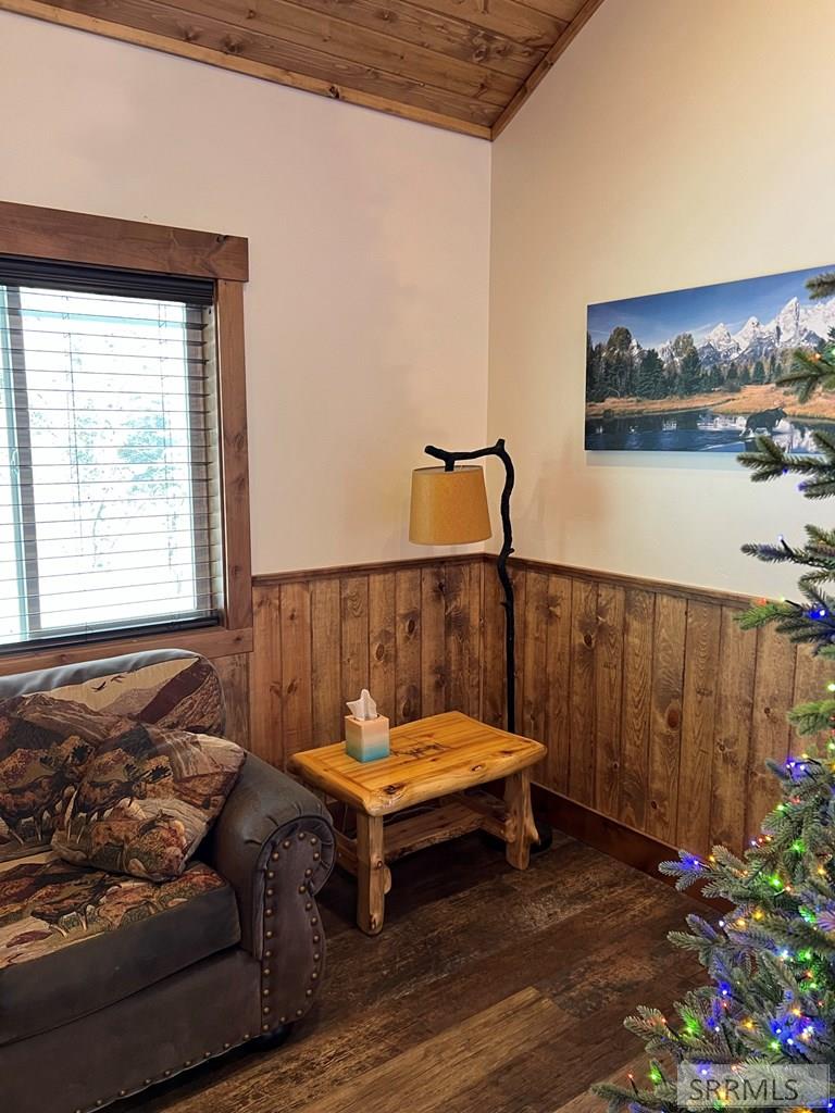 Property 2176943 - Photo 73