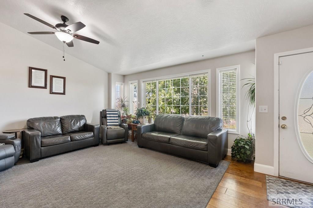 Property 2177463 - Photo 10