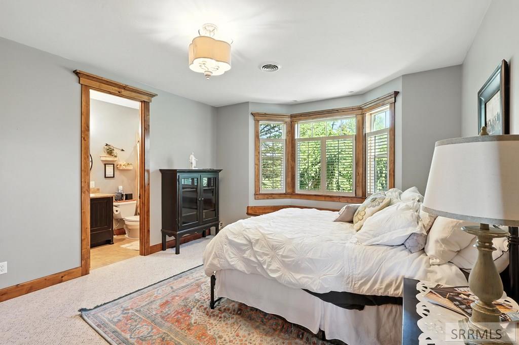 Property 2177810 - Photo 11