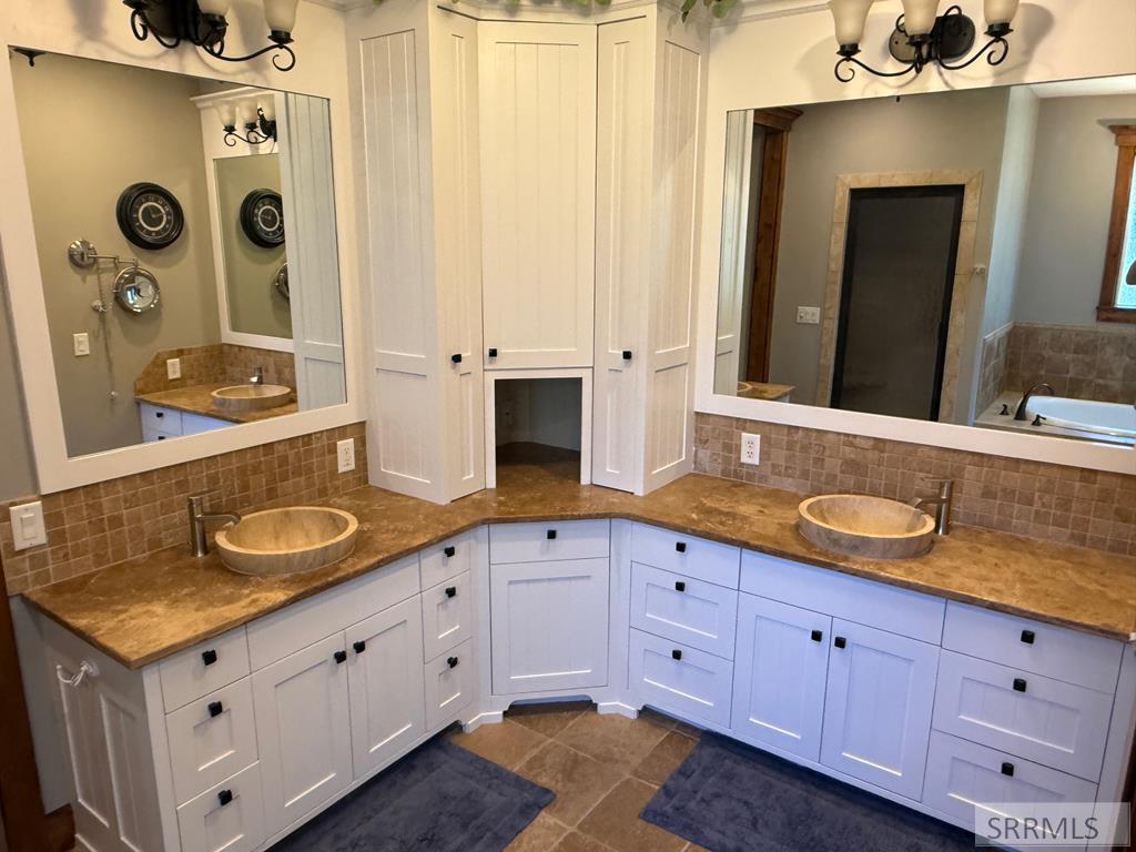 Property 2177810 - Photo 90
