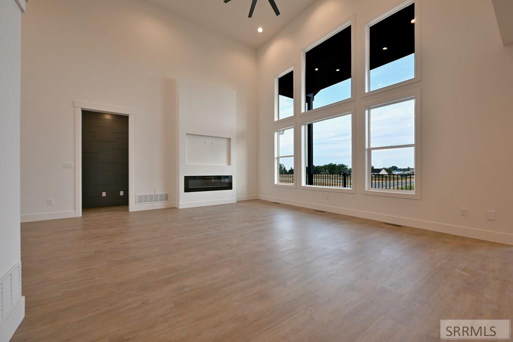 Property 2178213 - Photo 10