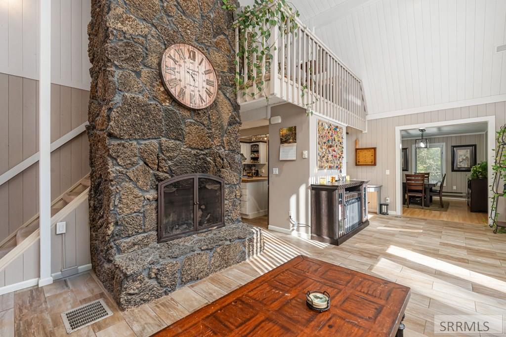 Property 2178855 - Photo 5