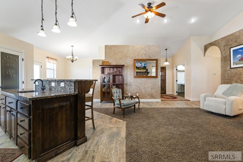 Property 2179001 - Photo 17