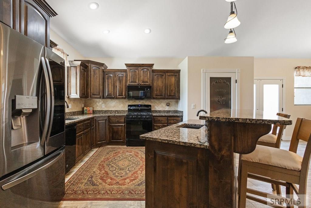 Property 2179001 - Photo 18