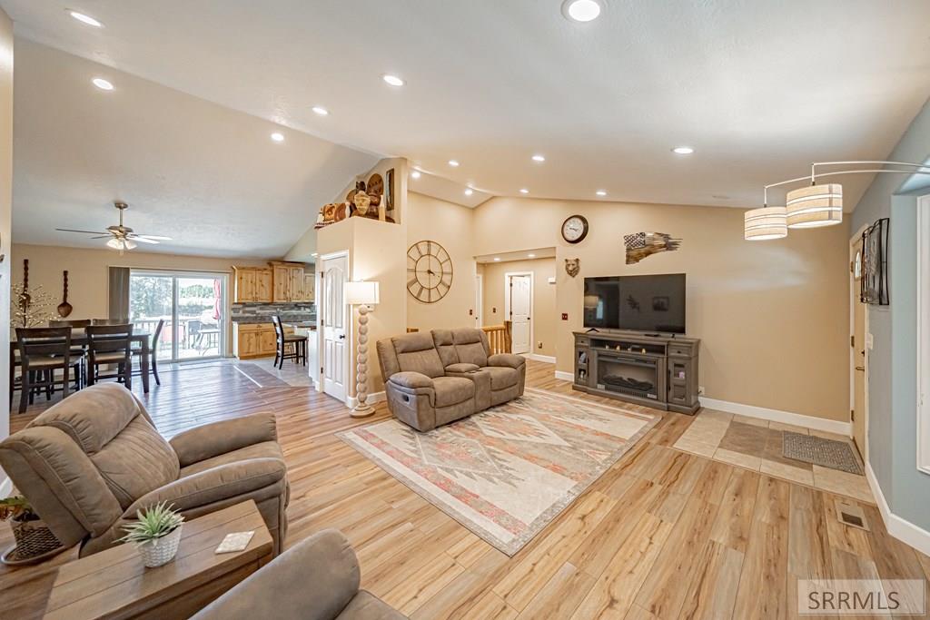 Property 2179046 - Photo 10