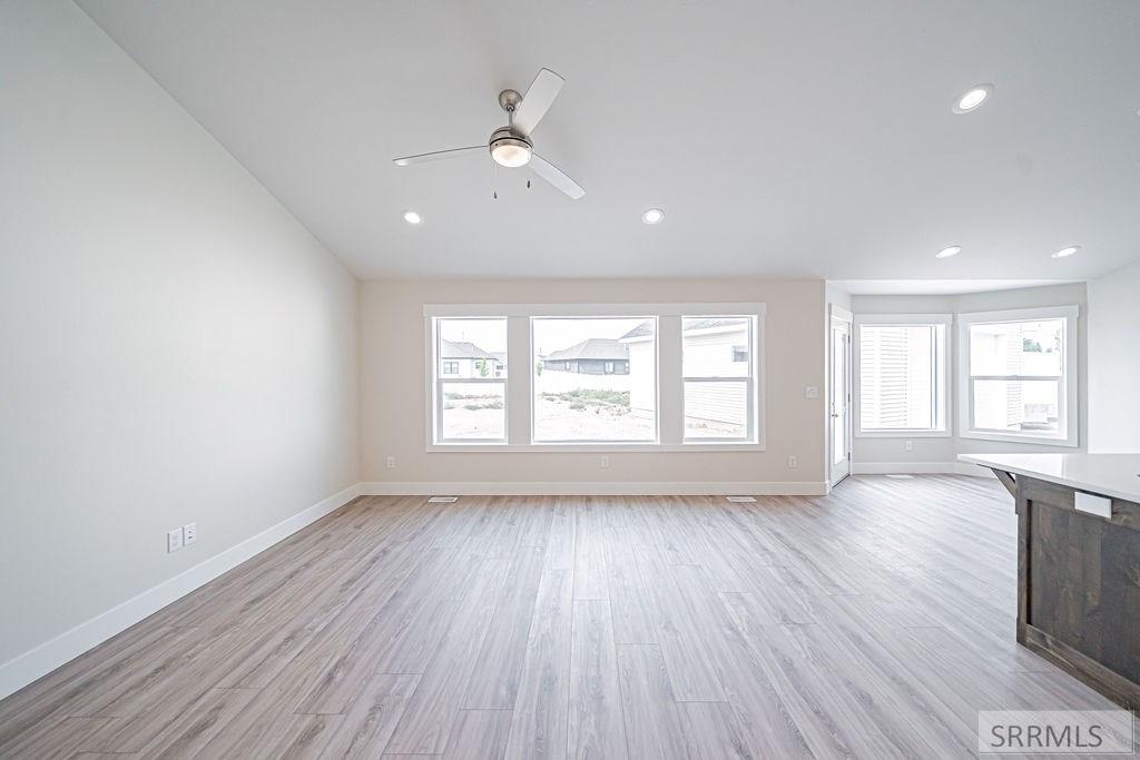 Property 2179402 - Photo 4