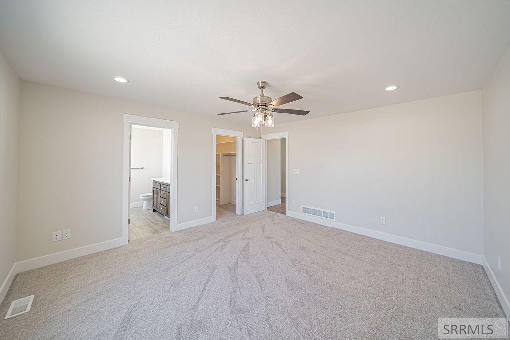 Property 2179402 - Photo 13