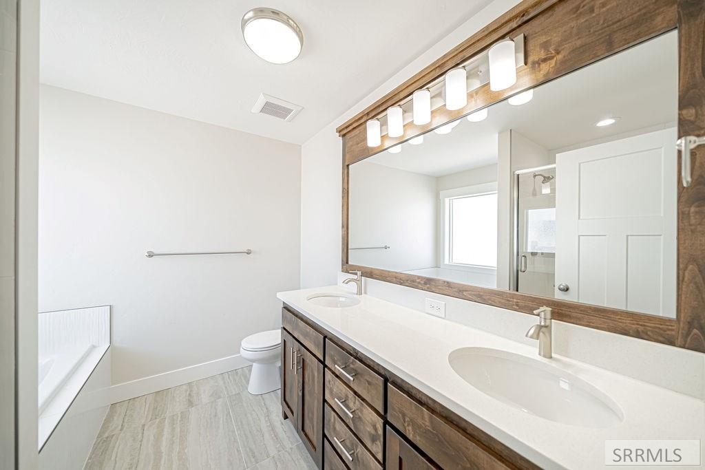 Property 2179402 - Photo 15
