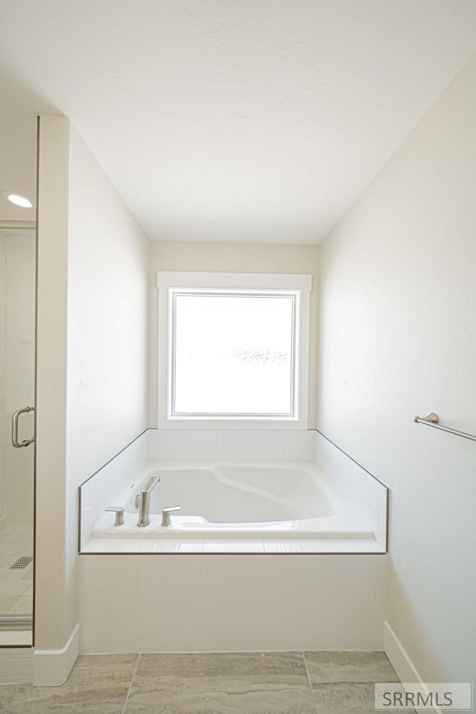 Property 2179402 - Photo 17