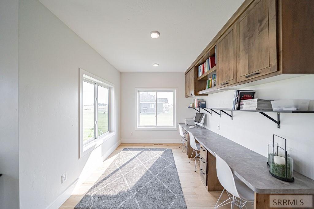 Property 2179414 - Photo 9