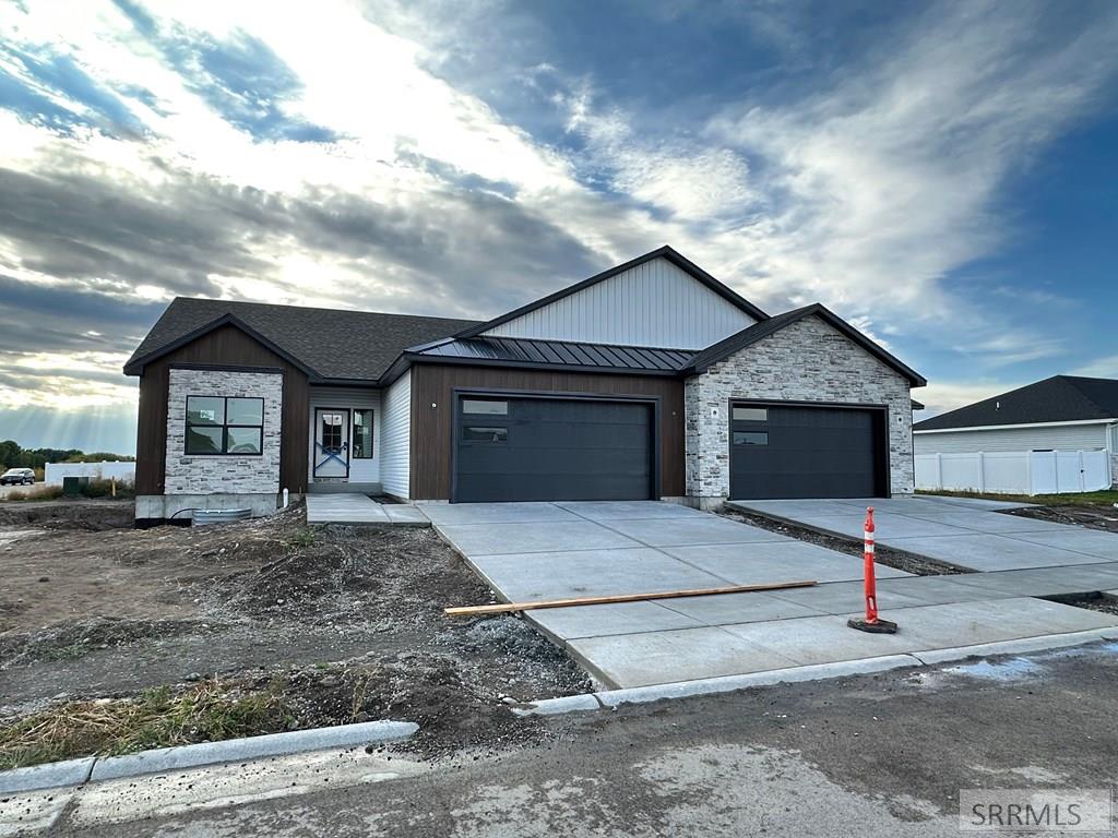 Property 2179649 - Photo 4