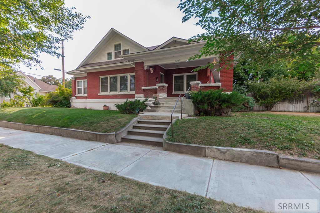 Property 2179795 - Photo 2