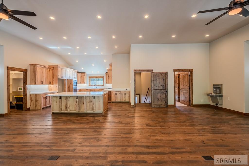 Property 2179827 - Photo 9
