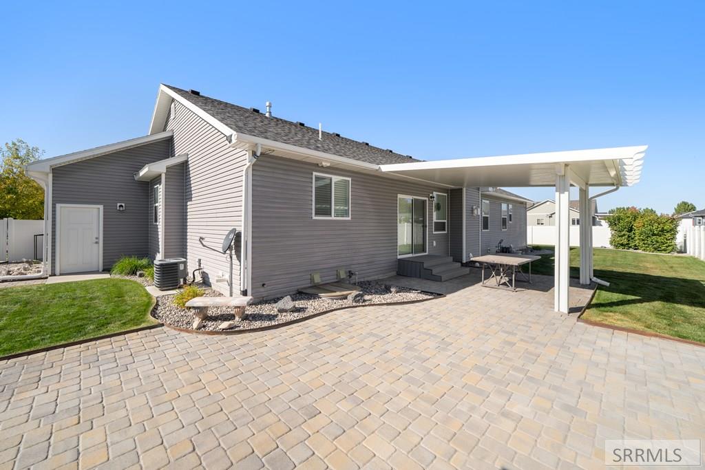 Property 2180112 - Photo 32