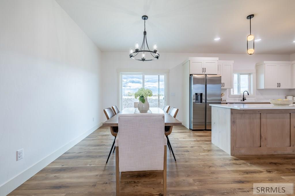 Property 2180305 - Photo 11