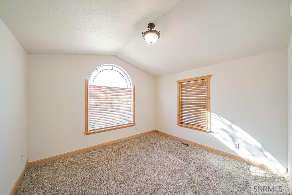 Property 2180423 - Photo 25