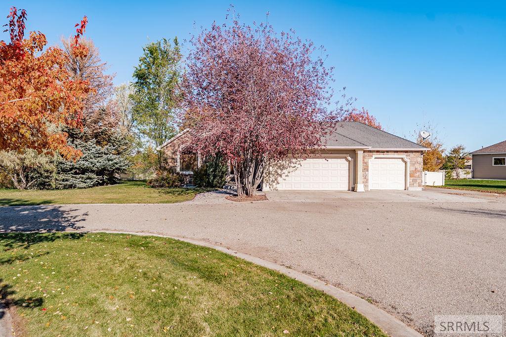 Property 2180423 - Photo 50