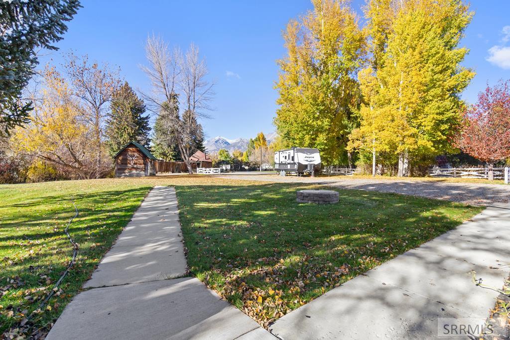 Property 2180483 - Photo 20