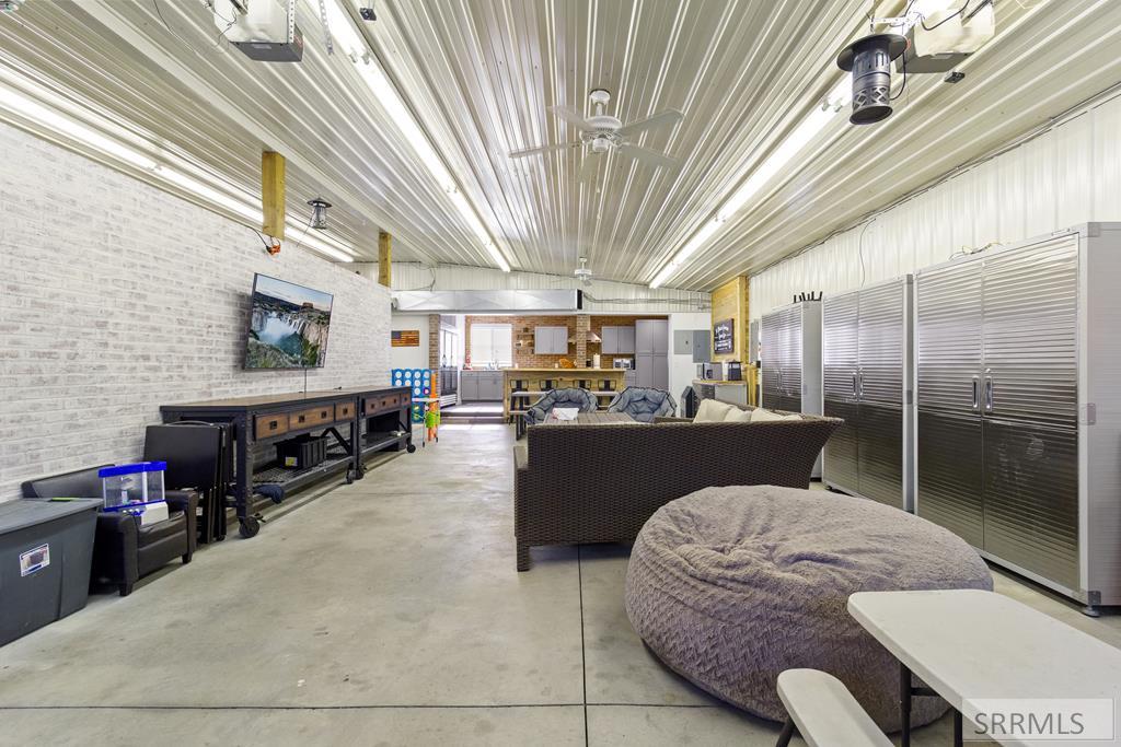 Property 2180483 - Photo 26