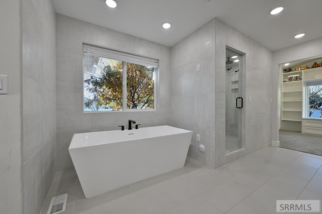Property 2180492 - Photo 19