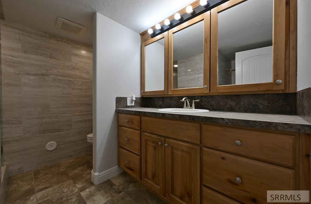Property 2180492 - Photo 41