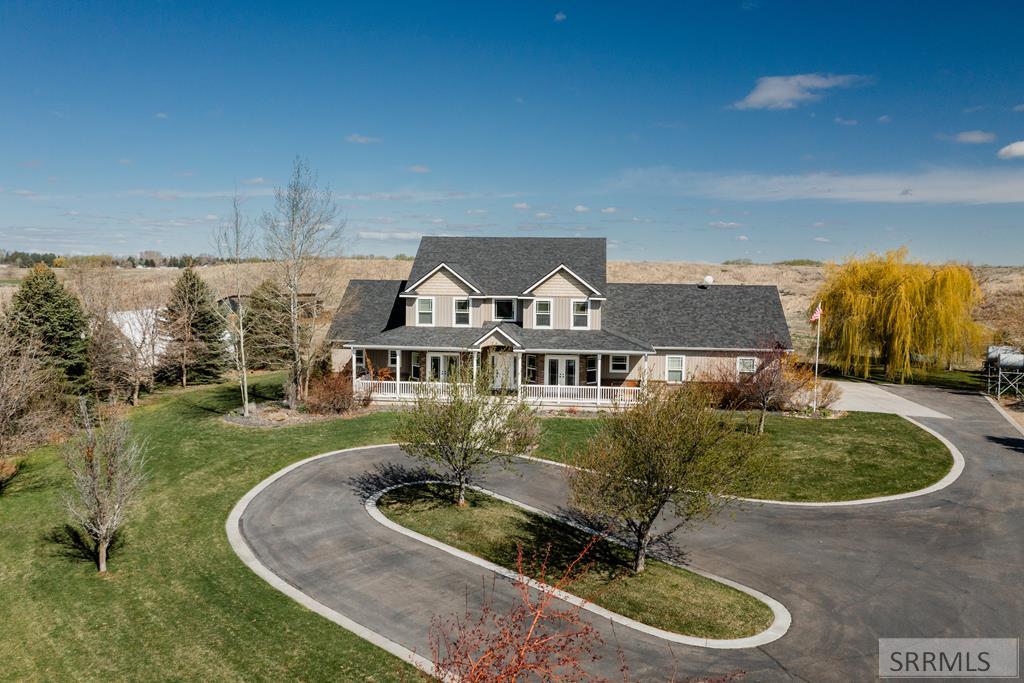 Property 2180629 - Photo 2