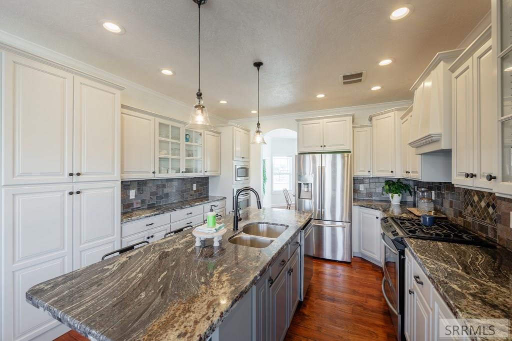 Property 2180629 - Photo 11