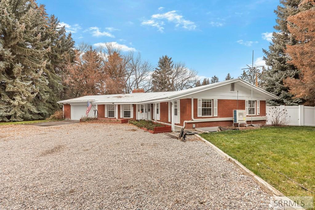 Property 2181066 - Photo 4