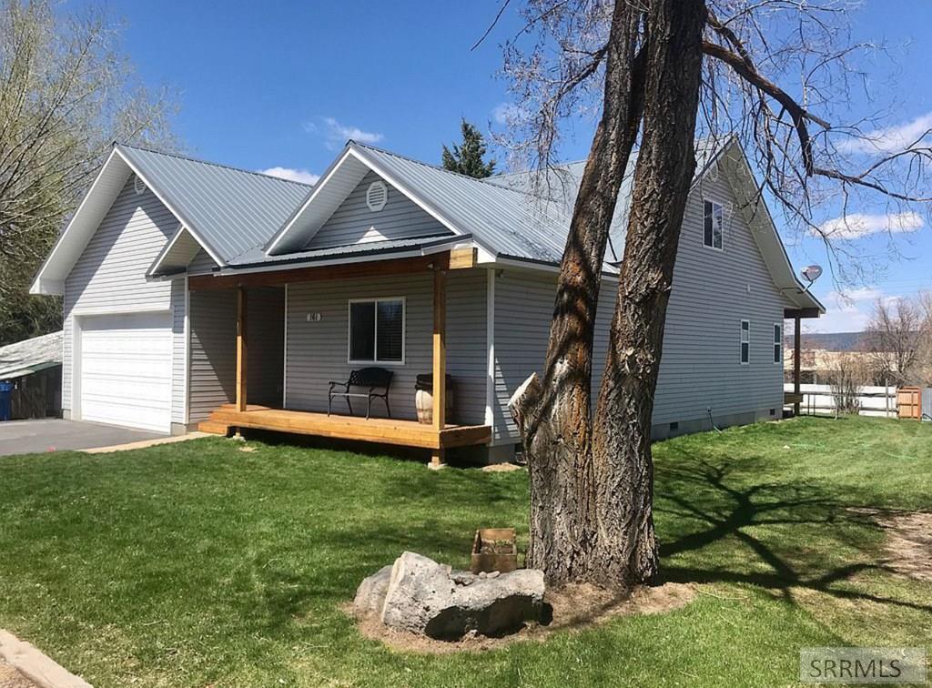 Property 2181118 - Photo 3