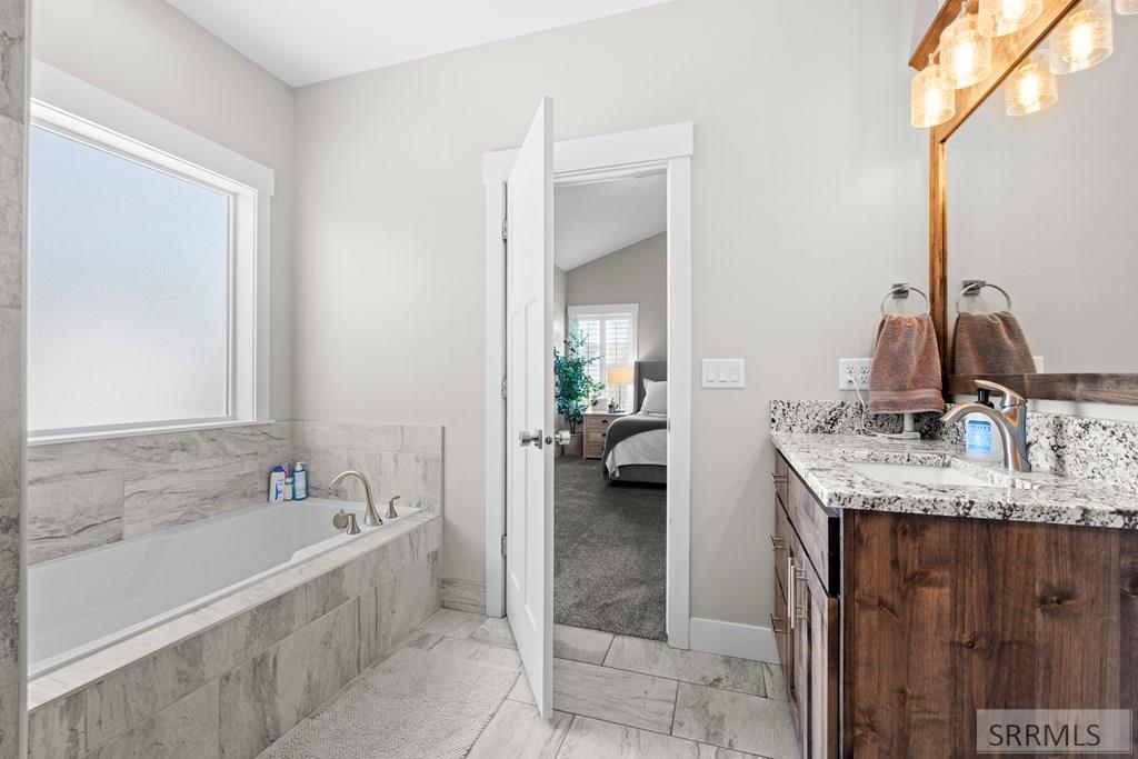 Property 2181209 - Photo 42