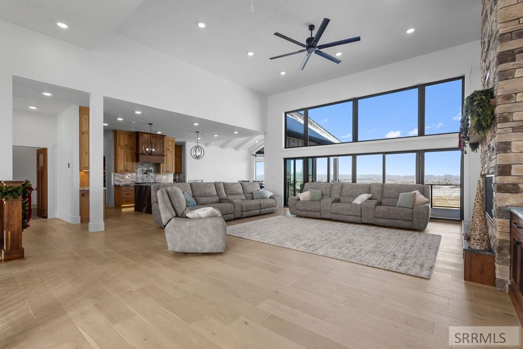 Property 2181213 - Photo 13
