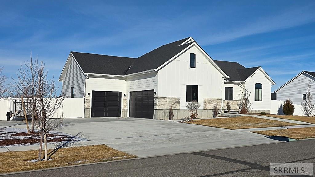 Property 2181271 - Photo 3