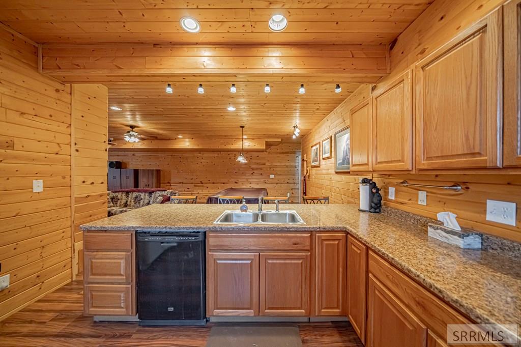 Property 2181286 - Photo 27